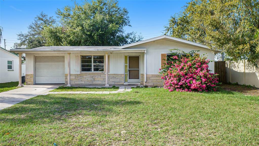 Property Photo: 6645 Jackson Street FL 34653