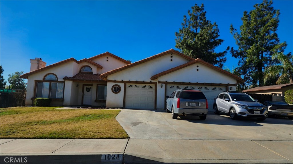 Property Photo:  1024 N Mulberry Avenue  CA 92376 