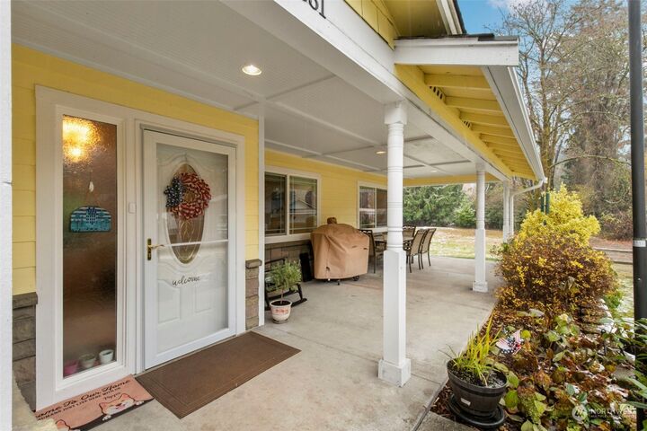 Property Photo:  2331 Ridgeway Drive NW  WA 98312 