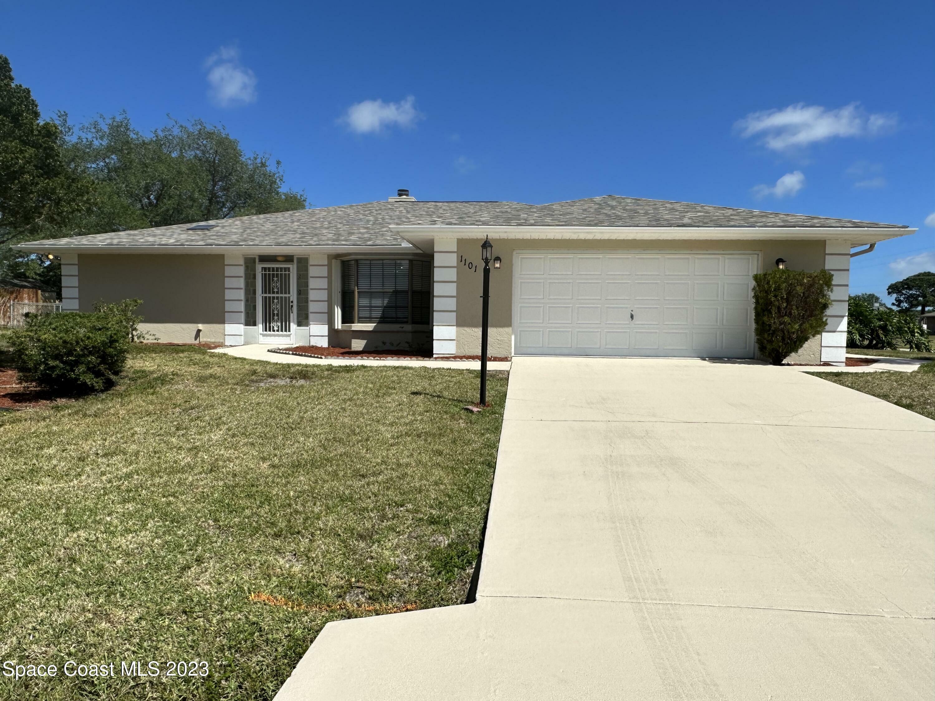 Property Photo:  1101 Herne Avenue NE  FL 32907 