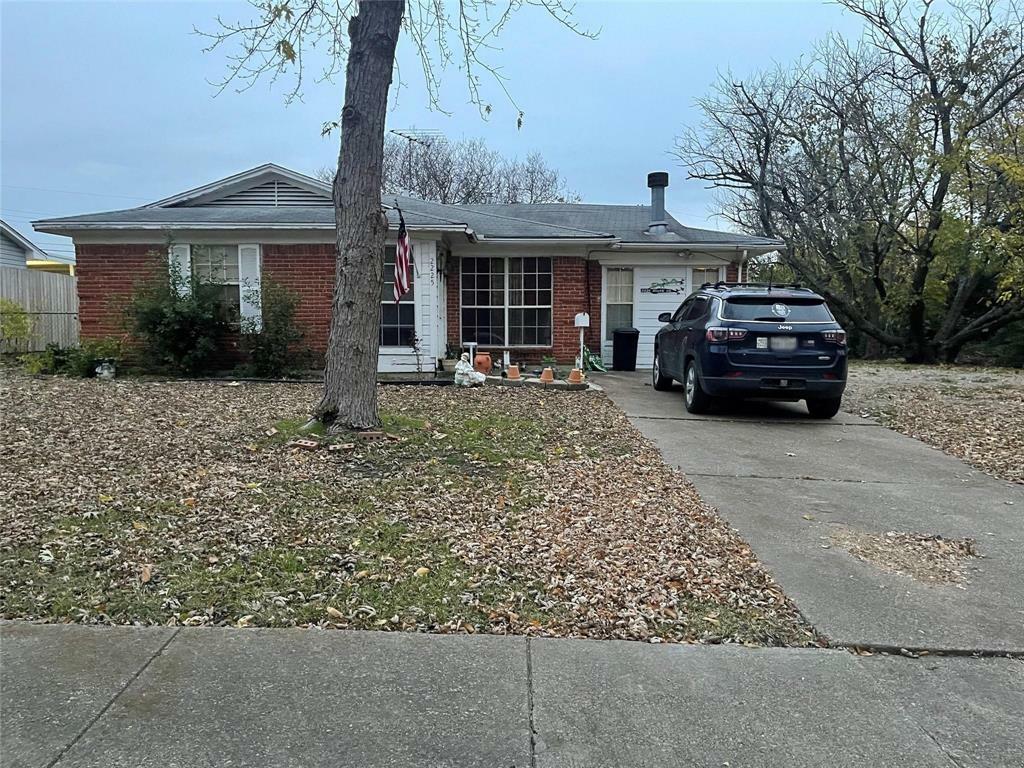 Property Photo:  2225 Diane Drive  TX 75149 