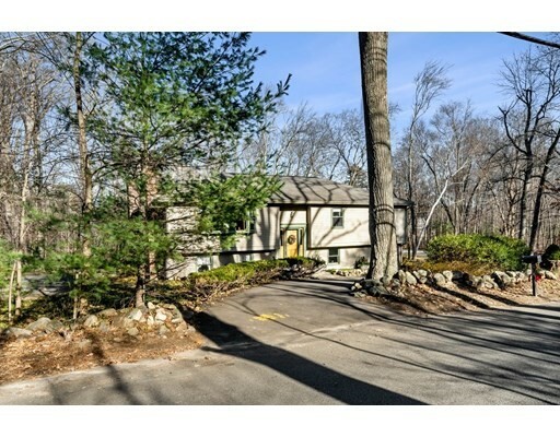 Property Photo:  160 Farnum St  MA 01845 