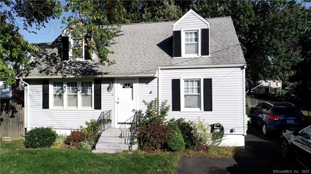 Property Photo:  403 Jones Hill Road  CT 06516 