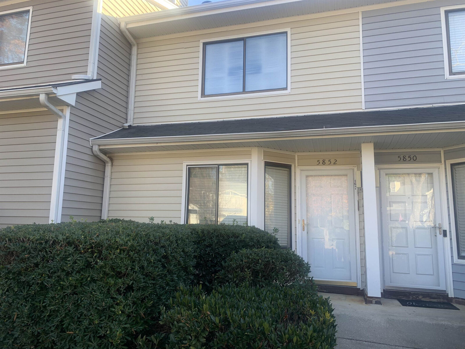 Property Photo:  5852 Shady Grove Circle  NC 27609 