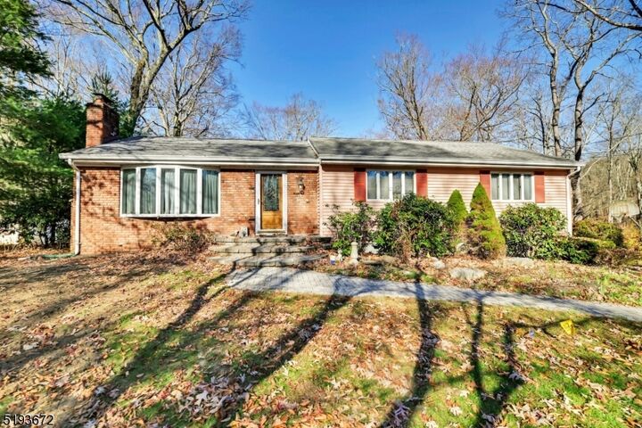 19 Walker Dr  Ringwood Boro NJ 07456 photo