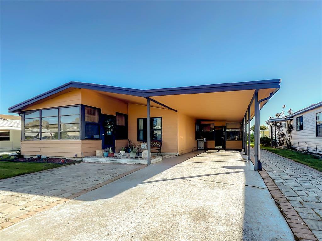 Property Photo: 6616 Westchester Drive NE FL 33881