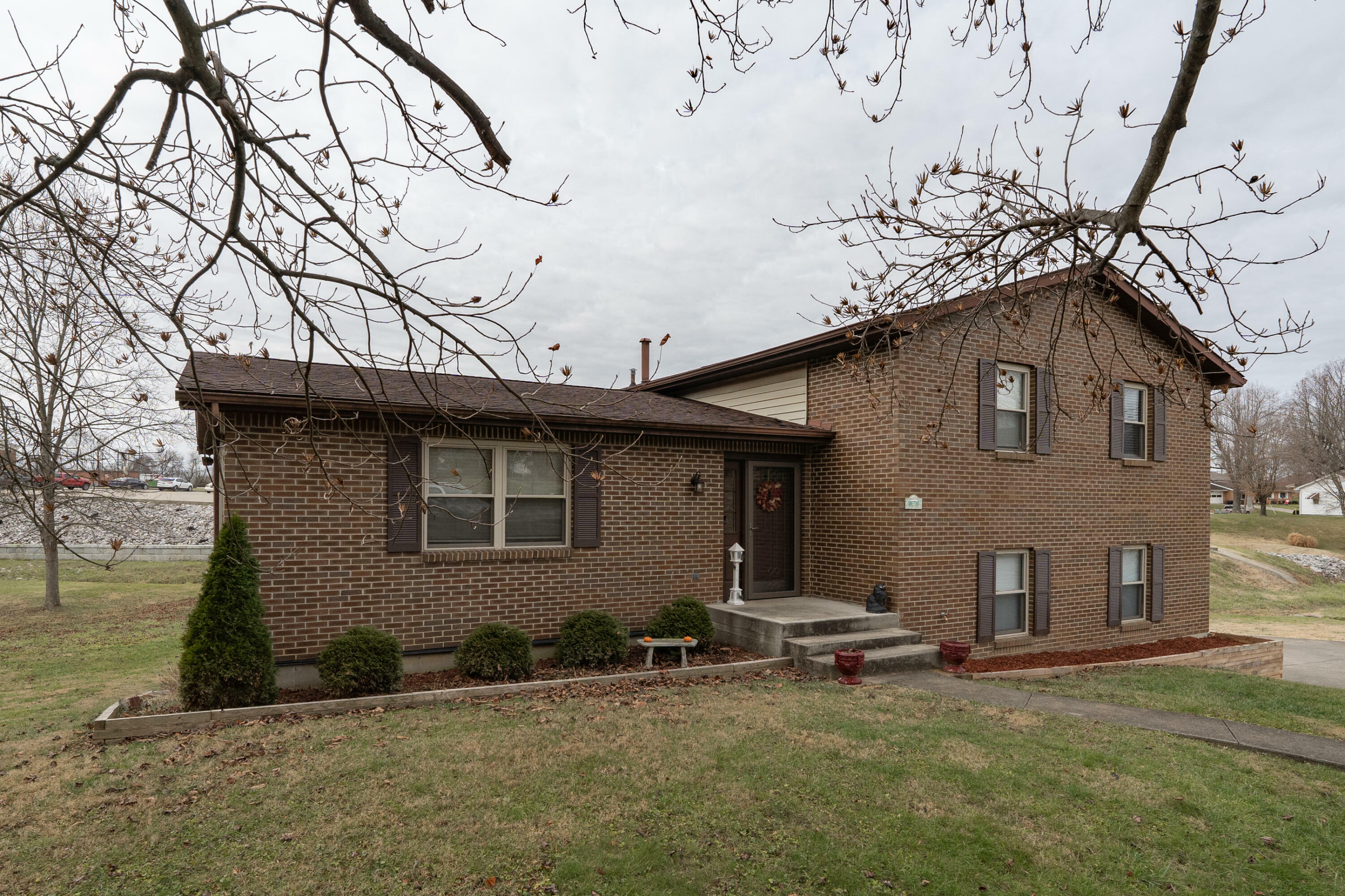 Property Photo:  1113 Sycamore Street  KY 41040 