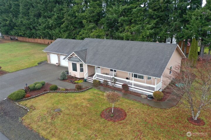 Property Photo:  6 Kayla Drive  WA 98563 