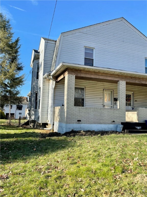 Property Photo:  229 Freeport Rd  PA 15068 