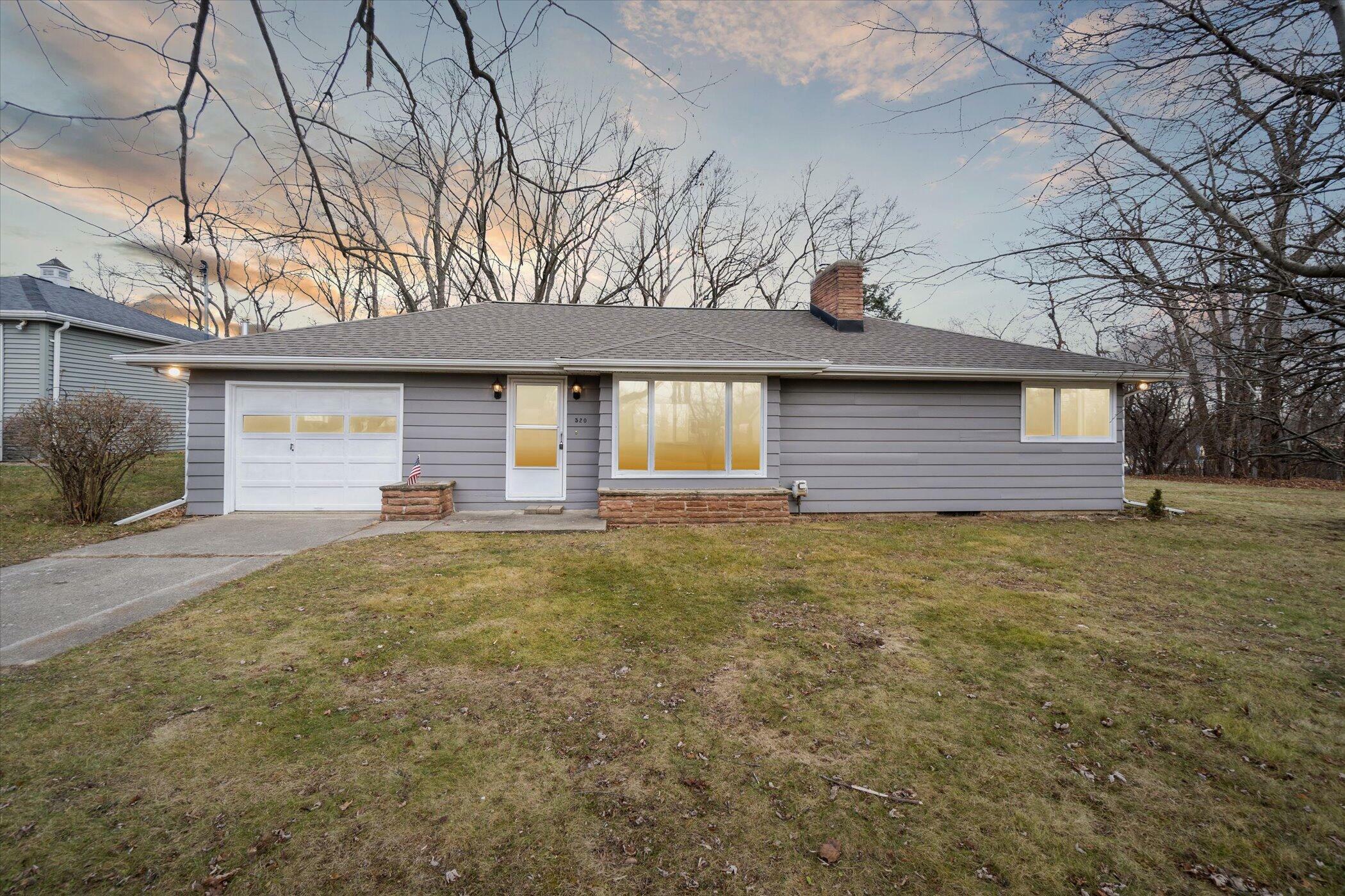 Property Photo:  520 Newell Avenue  MI 49202 