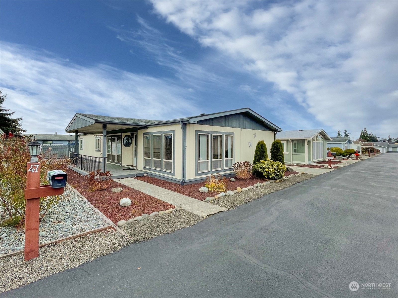 Property Photo: 325 N Fifth Avenue #48 WA 98382