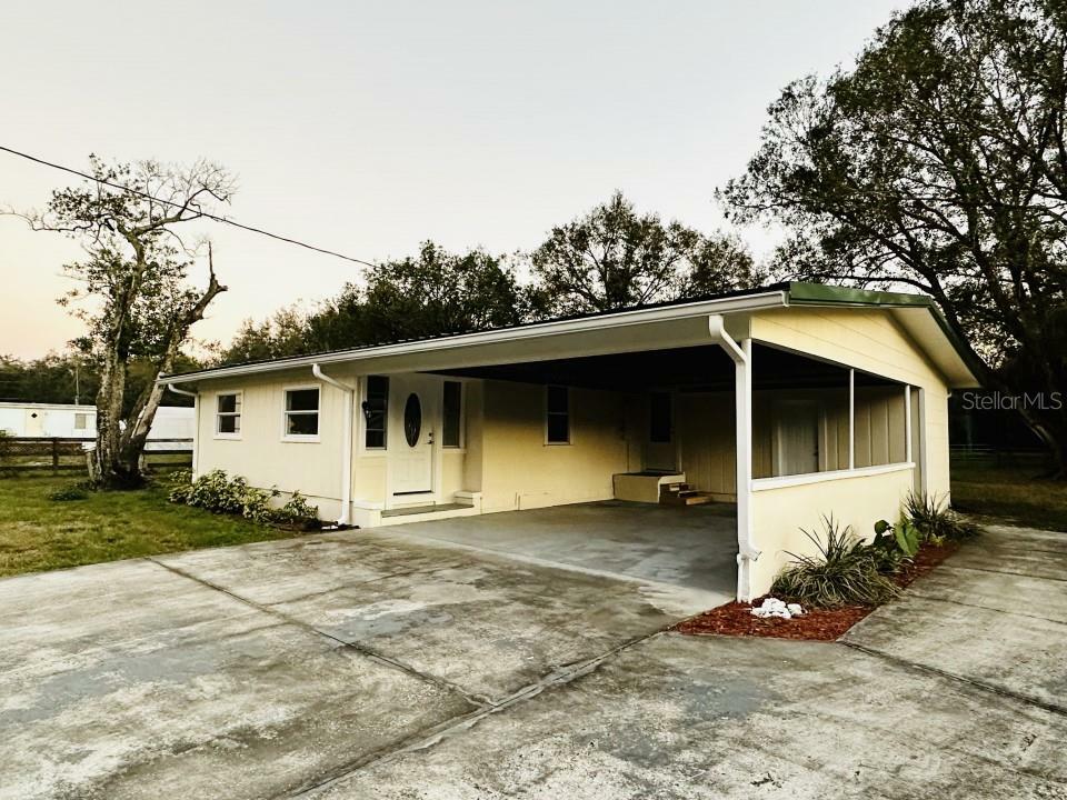 Property Photo:  210 Wilder Road  FL 33809 