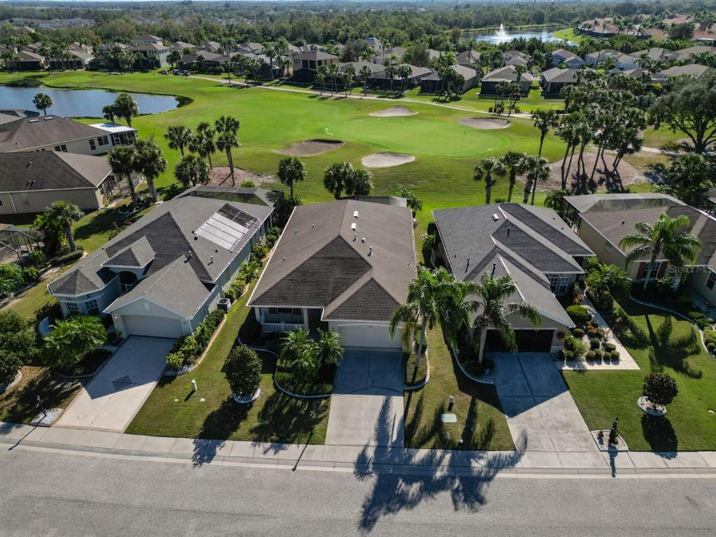 Property Photo:  1040 Emerald Dunes Drive  FL 33573 