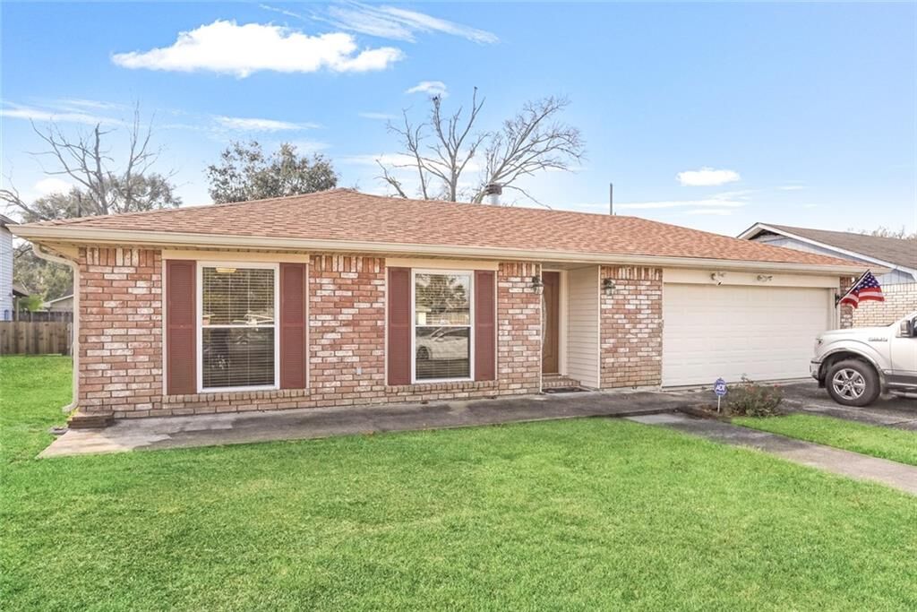 Property Photo: 225 North Boulevard LA 70458
