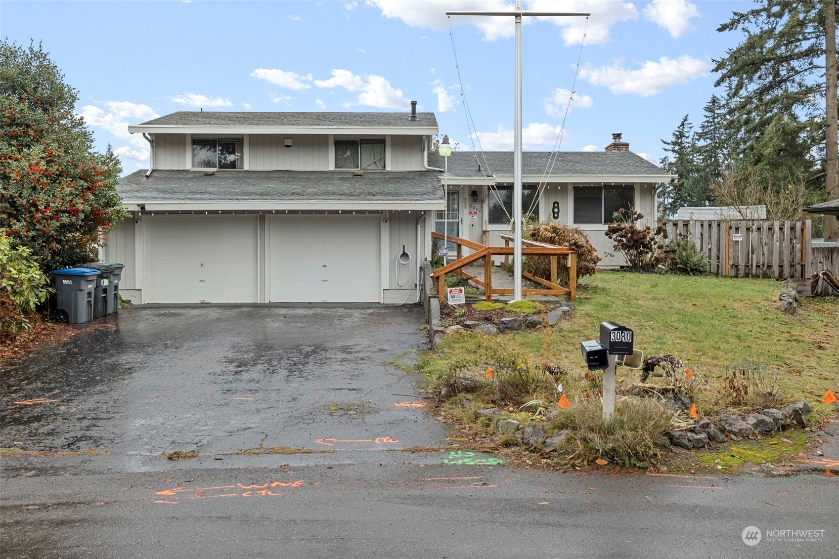 Property Photo:  3080 SE Pierson Street  WA 98366 