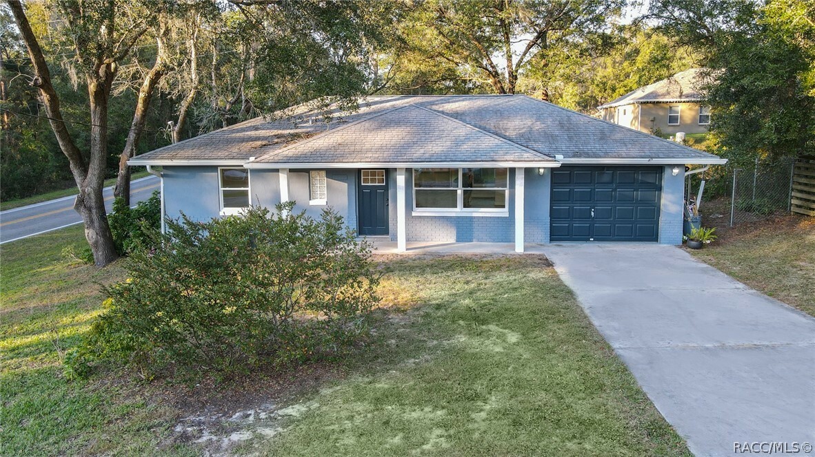 Property Photo:  6559 E Amity Street  FL 34452 