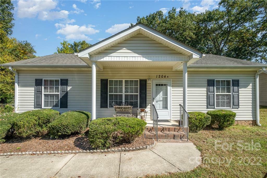 Property Photo:  1204 Spencer Avenue B  NC 28052 