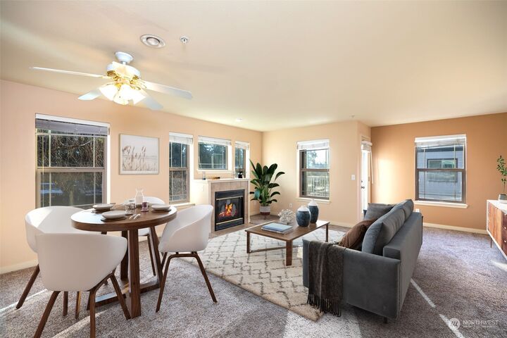 Property Photo: 20800 72nd Avenue W 201 WA 98026