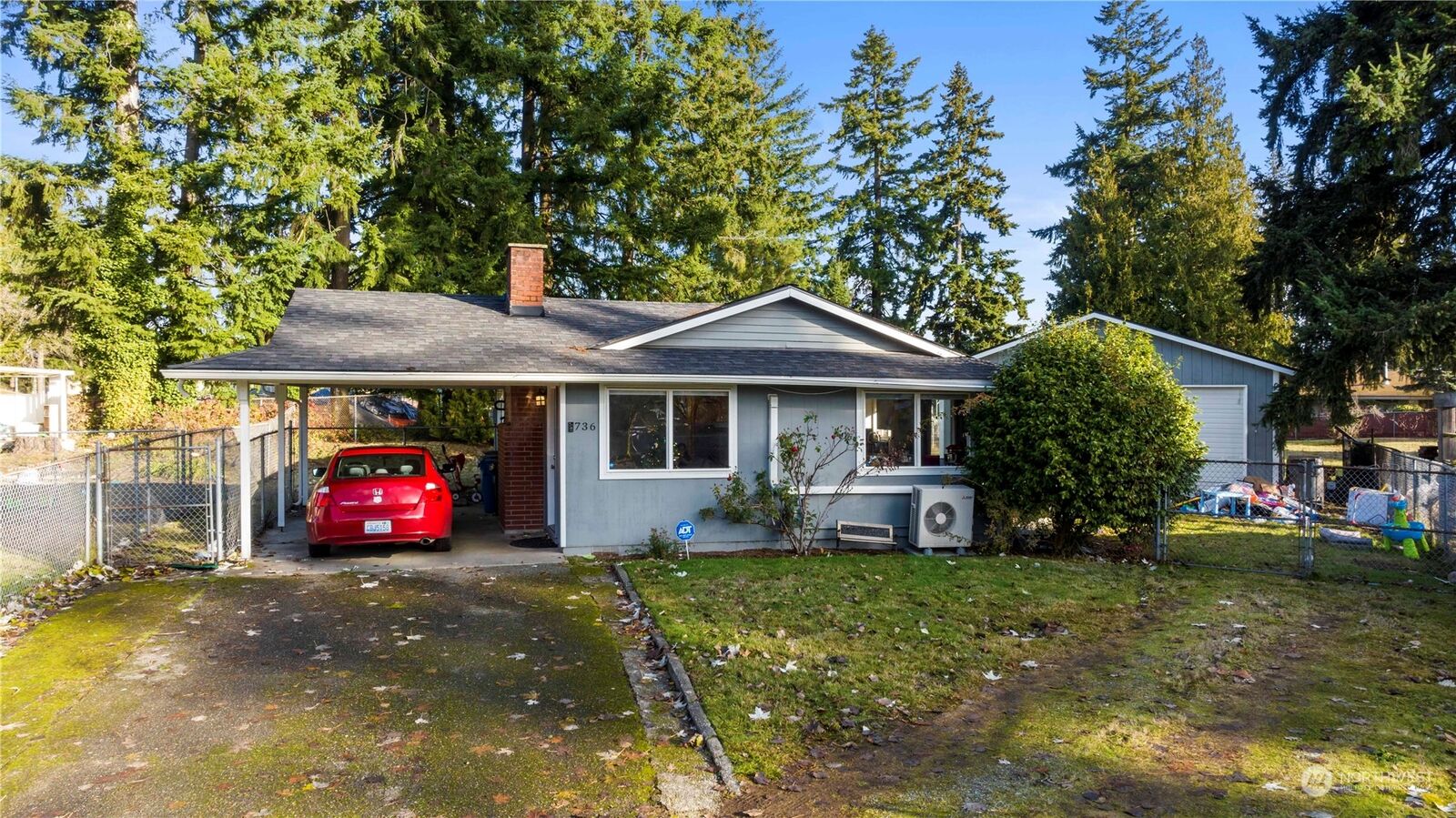 Property Photo: 736 Shelton Avenue NE WA 98056