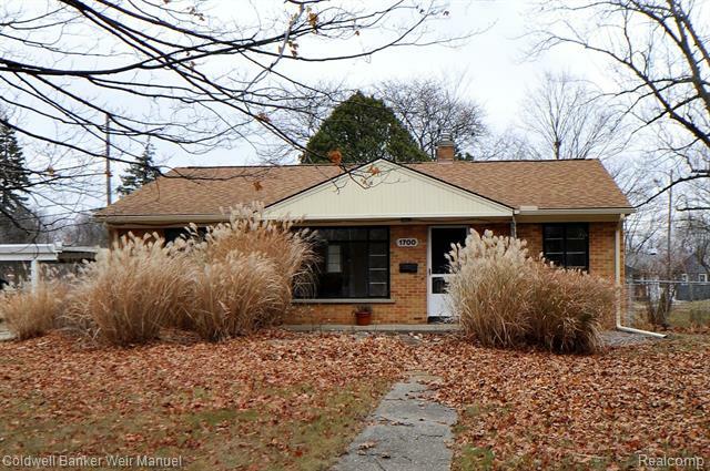 Property Photo: 1700 W Stadium Boulevard MI 48103