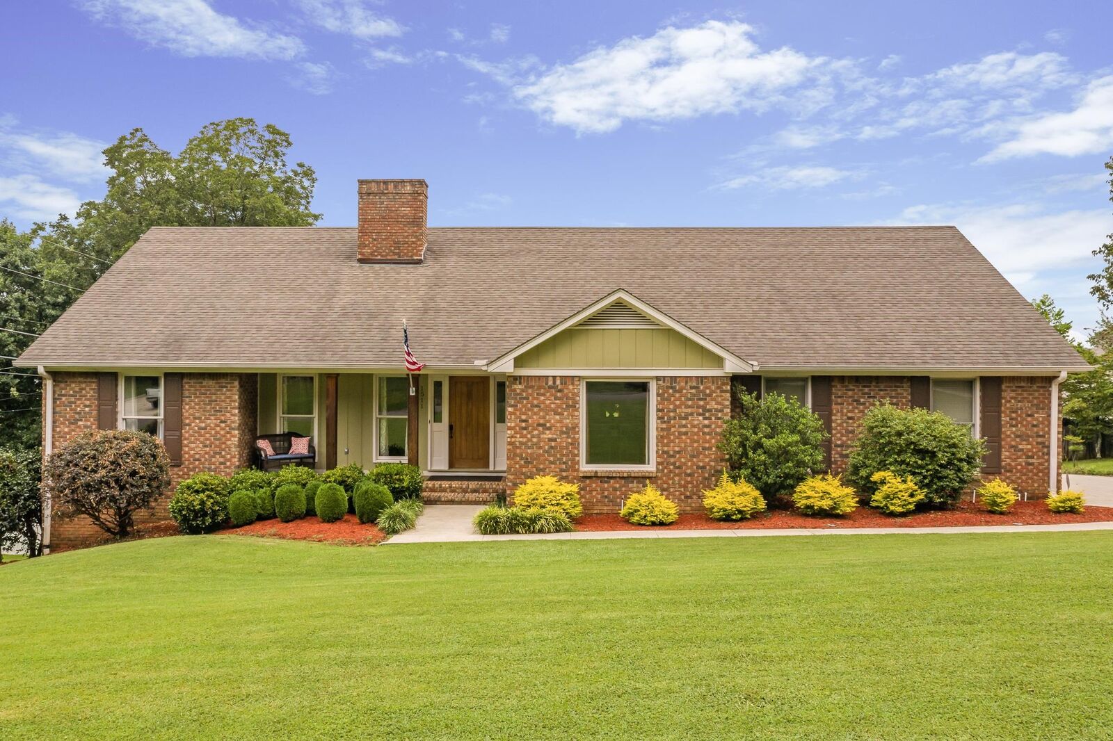 Property Photo:  1511 Pansy St NW  AL 35055 