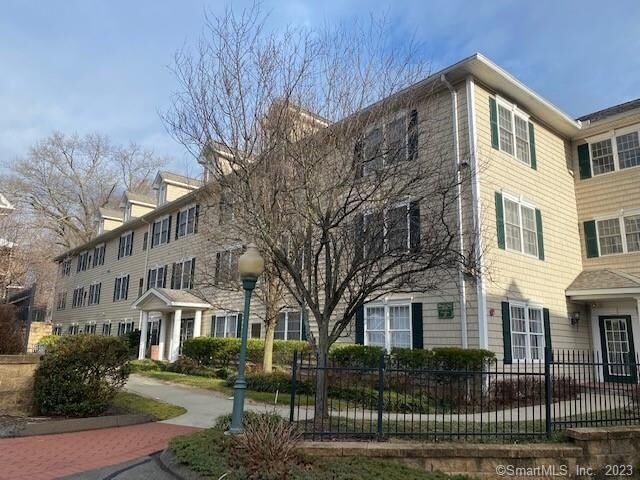 Property Photo:  380 Main Street 35  CT 06492 