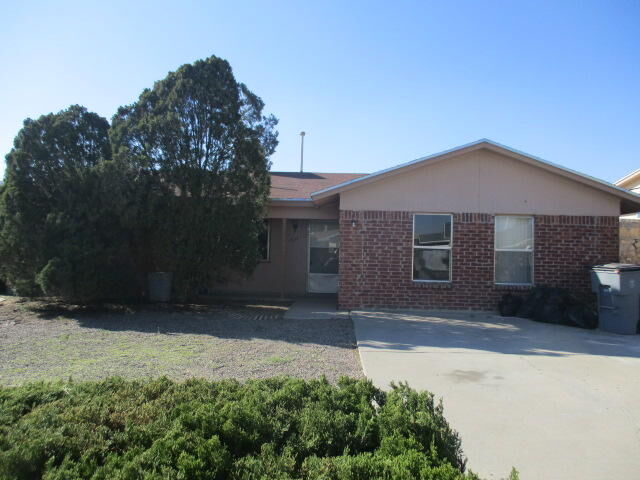 Property Photo:  1511 Bert Green Drive  TX 79936 