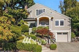 Property Photo:  6262 Vassar Avenue NE  WA 98115 