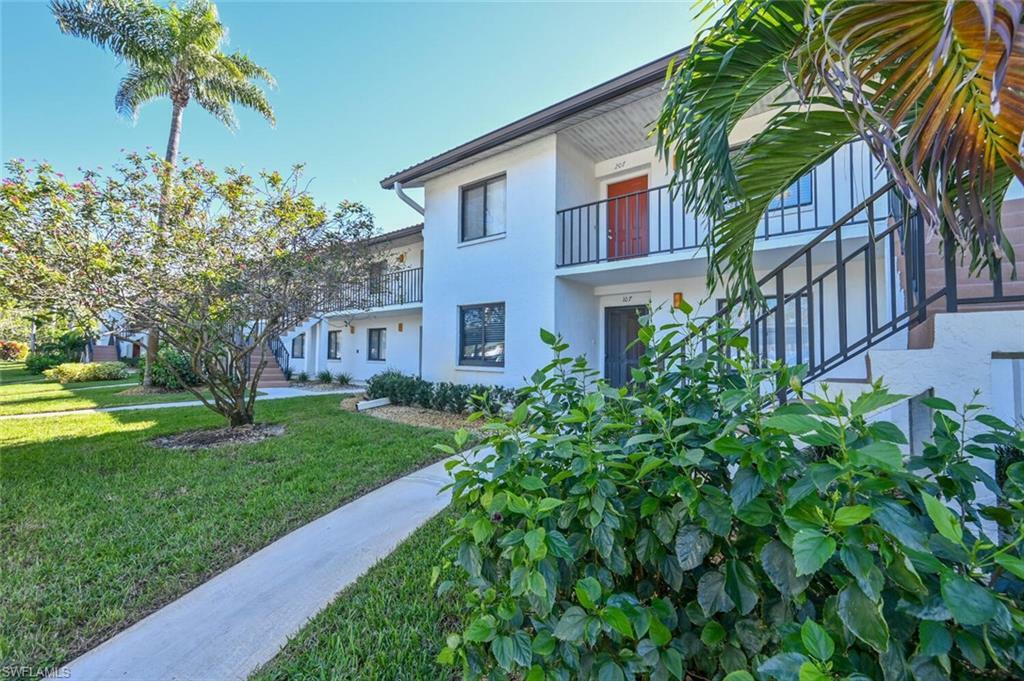 Property Photo: 4987 Pepper Cir I-107 FL 34113