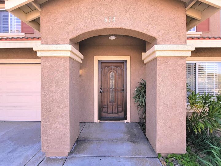 Property Photo: 618 Harlan Ct CA 91911