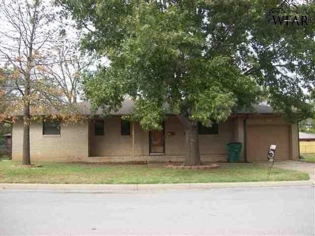 1008 Rosebud Street  Burkburnett TX 76354 photo