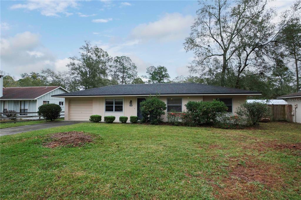 Property Photo:  4415 NW 21st Street  FL 32605 