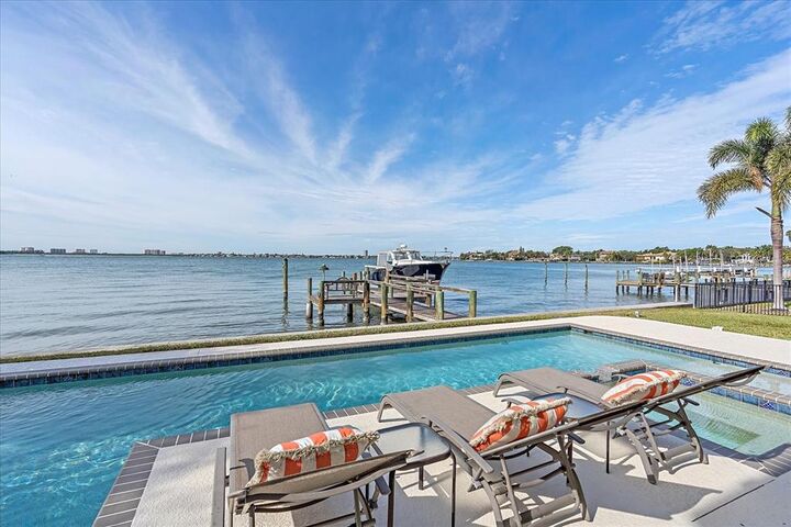 2168 Sparrow Court  Sarasota FL 34239 photo