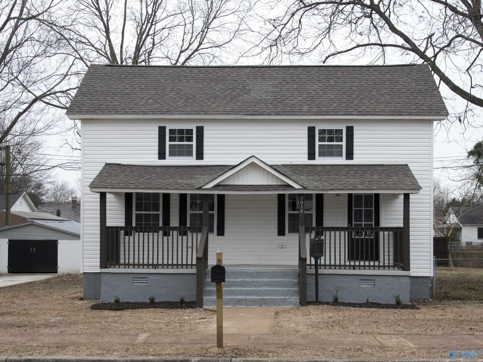 Property Photo: 3614 Clopton Street SW AL 35805