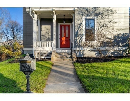 Property Photo:  8 Florence Ave  MA 02476 
