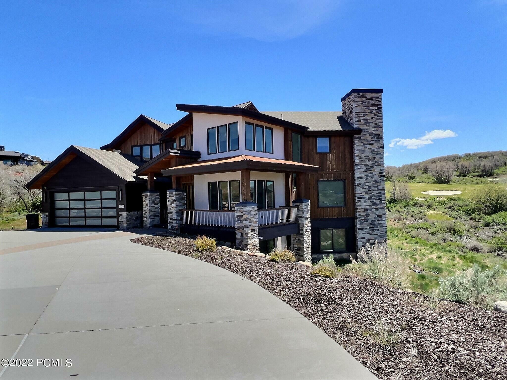 Property Photo: 1135 E Lasso Trail UT 84032