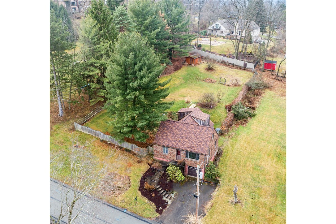 Property Photo:  340 Franklin Drive  PA 15241 