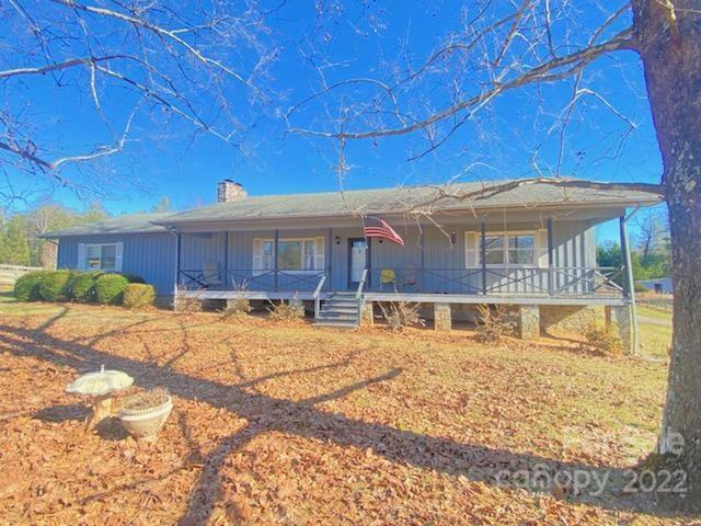 Property Photo: 2110 Goodman Lake Road NC 28655