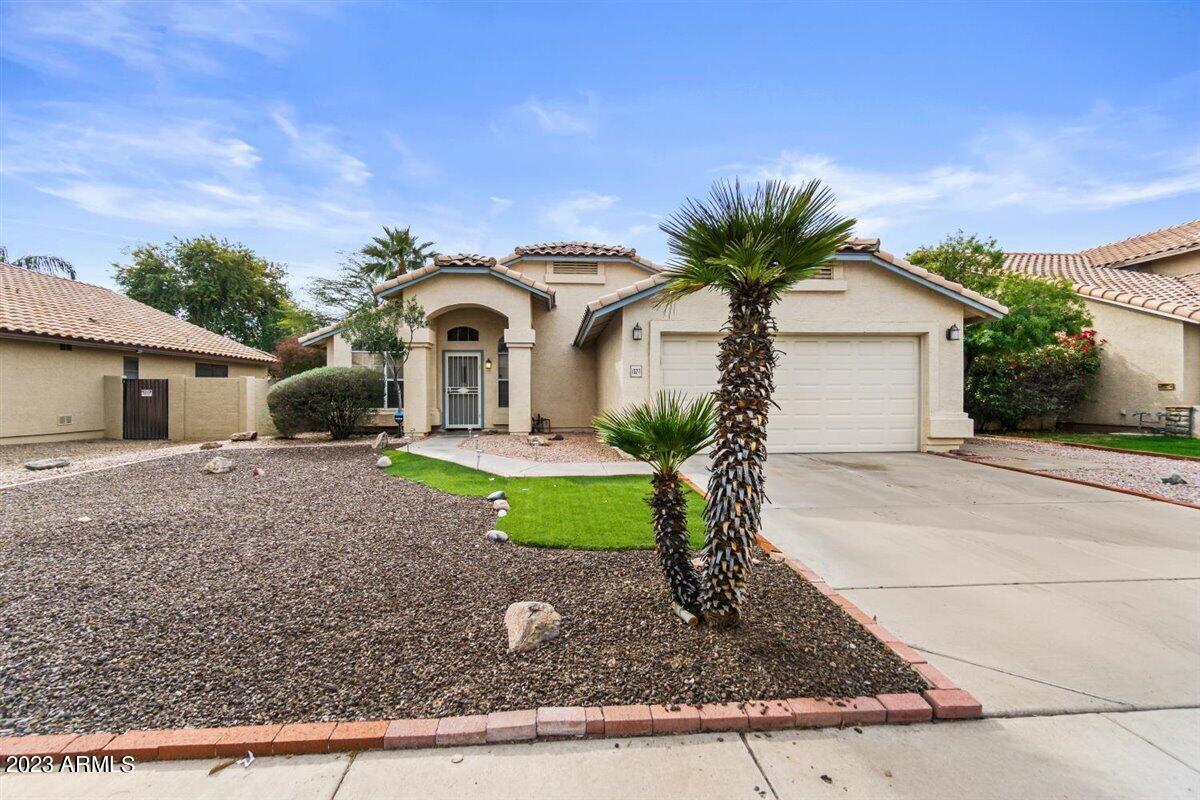 Property Photo: 1327 W Maria Lane AZ 85284
