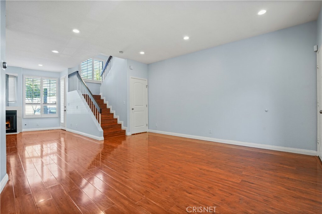 Property Photo:  1340 Glenwood Road 14  CA 91201 