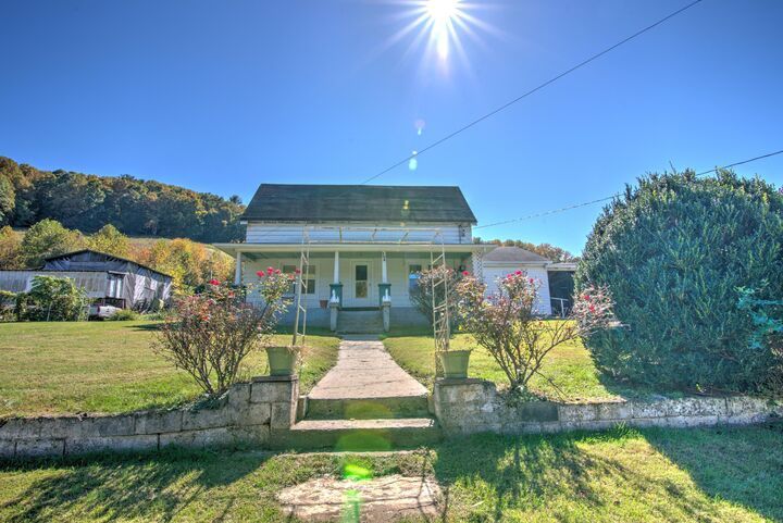 108 Miller Lane  Erwin TN 37650 photo