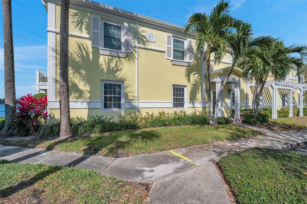 Property Photo:  5265 Beach Drive SE A  FL 33705 