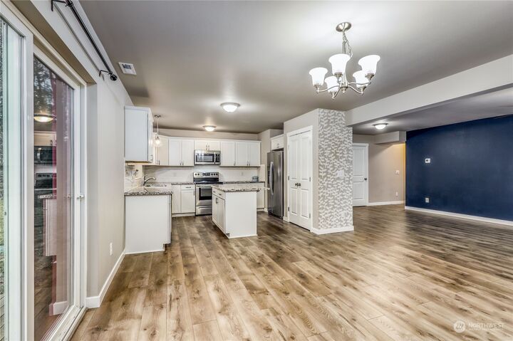 Property Photo: 7225 E Last Refuge Way WA 98366