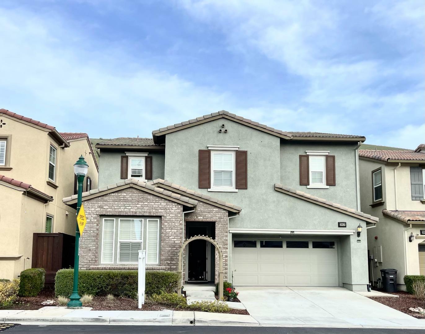 Property Photo:  29836 Cantera Drive  CA 94544 