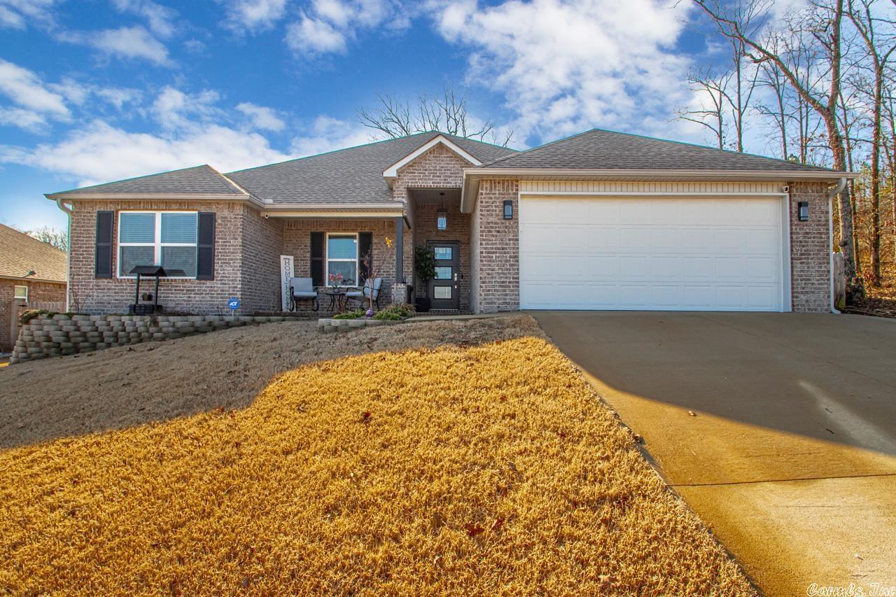 Property Photo: 16913 Willow Creek AR 72120