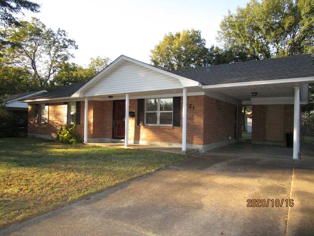 Property Photo:  821 Dover Road  AR 72301 