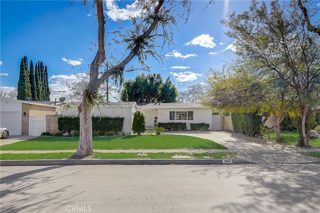 Property Photo:  1200 W Ash Avenue  CA 92833 
