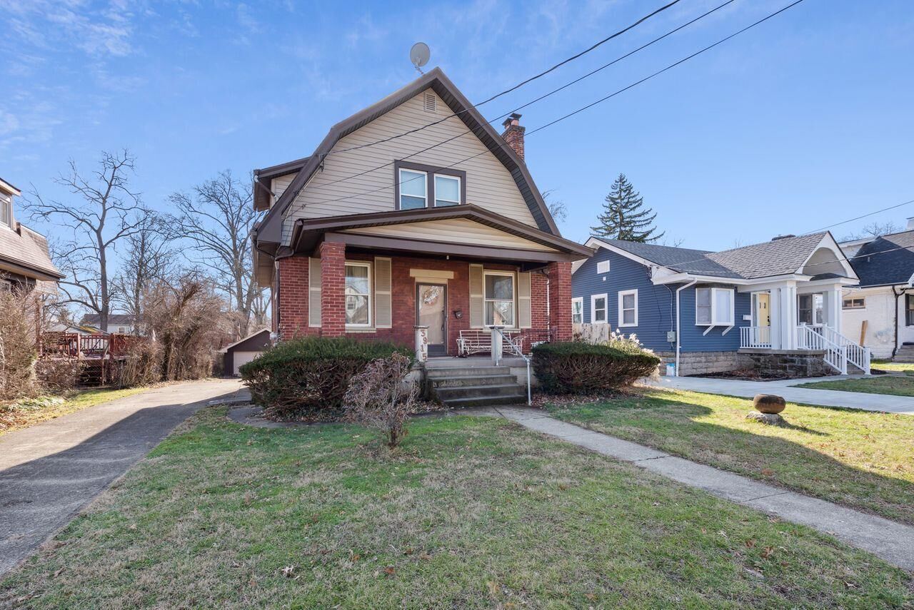 Property Photo:  3915 Oak Ave  OH 45236