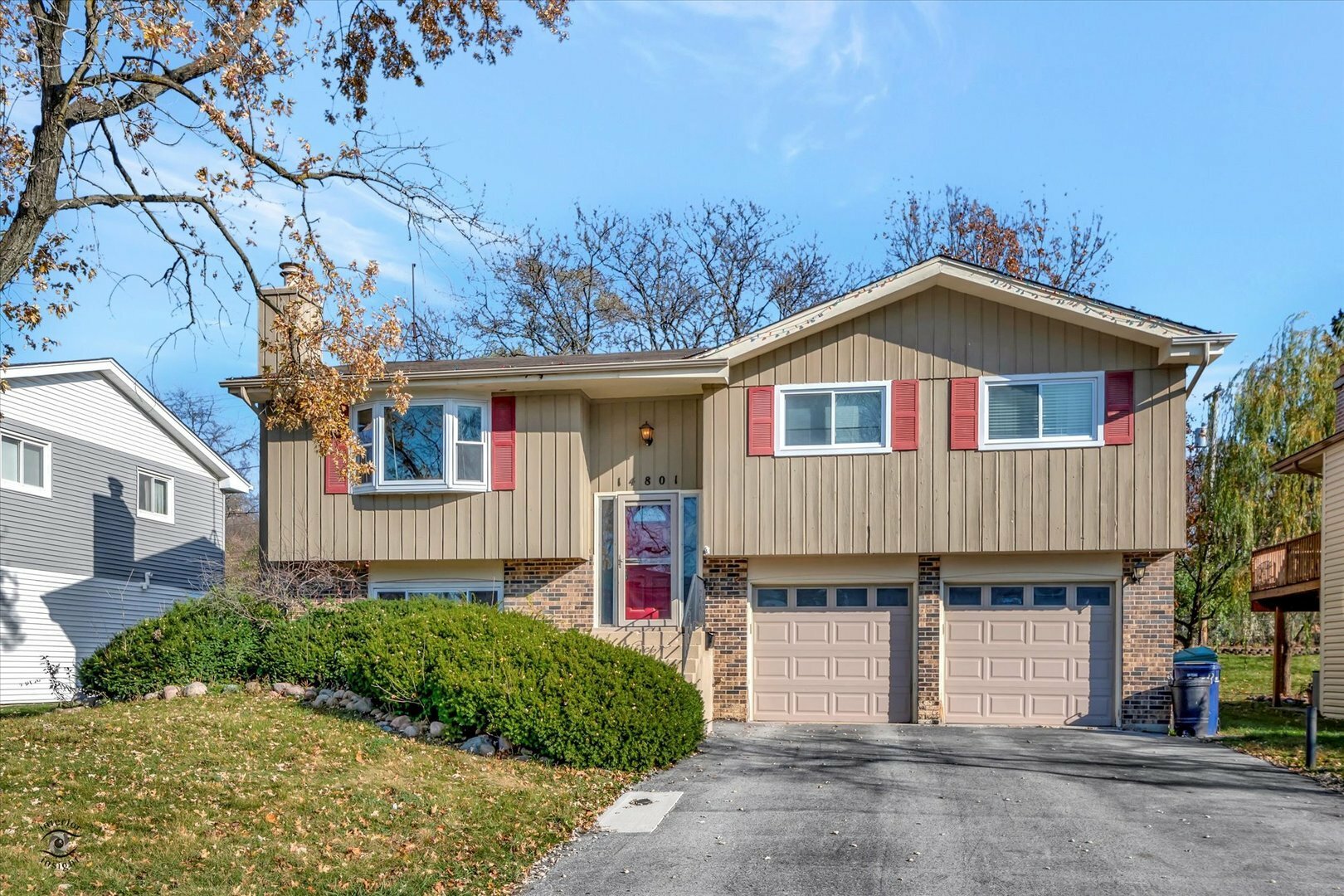 Property Photo: 14801 Holly Court IL 60462