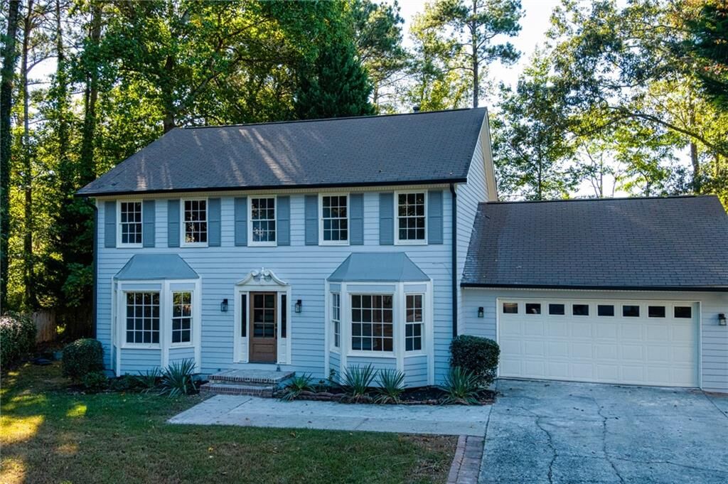 Property Photo: 115 Astwood Court GA 30022